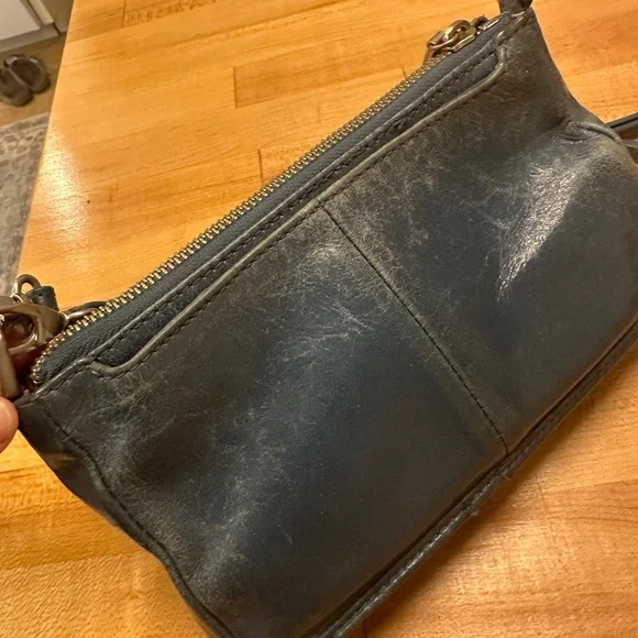 HOBO Cadence denim blue leather cross body / wristlet w/convertible straps - Picture 12 of 16